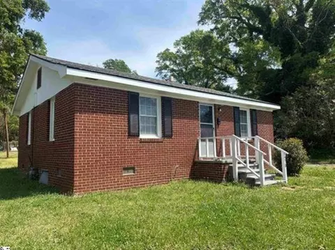 270 Rev Wilson Dr, Spartanburg, SC 29306