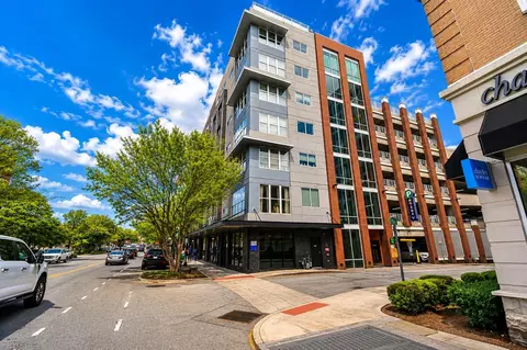 100 E Washington St, Greenville, SC 29601