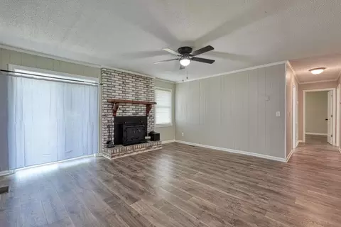 Living - 2601 Highway 357, Lyman, SC 29365 photo 7 of 8