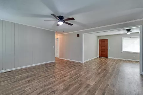 Living - 2601 Highway 357, Lyman, SC 29365 photo 6 of 8