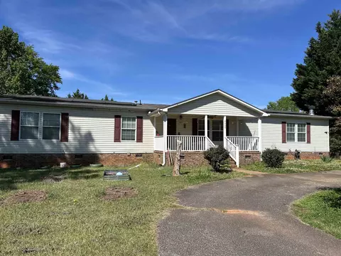 6408 Greenfield Dr, Spartanburg, SC 29303