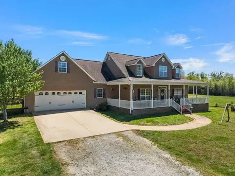 510 Cole Rd, Campobello, SC 29322