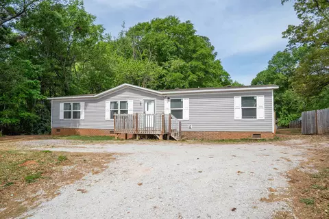 506 W Manning St, Chesnee, SC 29323
