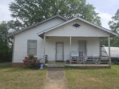 2 3rd St, Inman, SC 29349