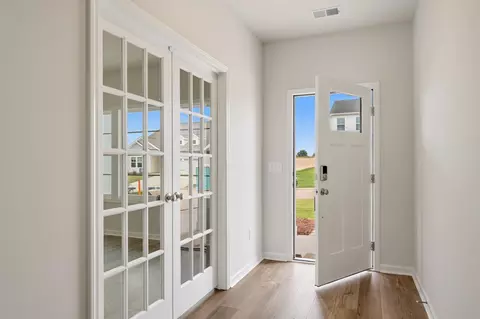 Entry Way - 431 Dodger Ave, Chesnee, SC 29323 photo 1 of 5