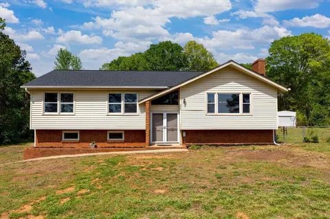205 Dietz Dr, Spartanburg, SC 29307