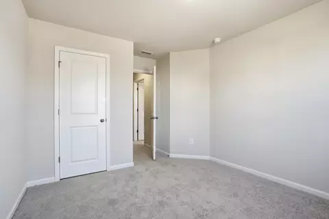 Bedroom - 838 Mahaffey Ct, Spartanburg, SC 29301 photo 7 of 10