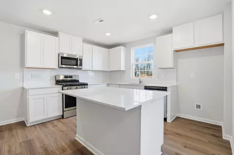 Kitchen - 838 Mahaffey Ct, Spartanburg, SC 29301 photo 1 of 4