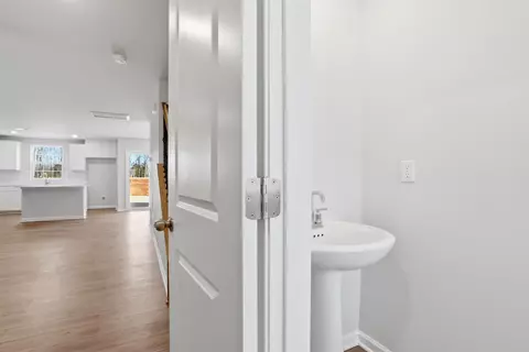 Entry Way - 838 Mahaffey Ct, Spartanburg, SC 29301 photo 2 of 3