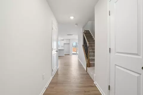 Entry Way - 838 Mahaffey Ct, Spartanburg, SC 29301 photo 1 of 3