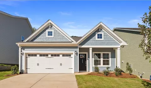 7055 New Horizons Ln, Boiling Springs, SC 29316