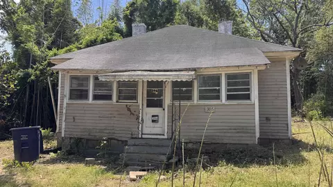 396 Kingston St, Spartanburg, SC 29303