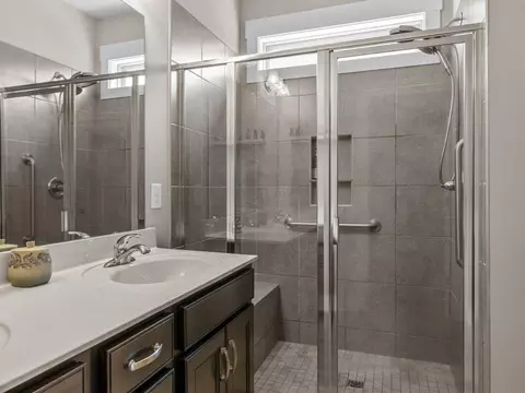 Bath - 623 Munchberry Way, Spartanburg, SC 29301 photo 2 of 4