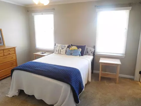 Bedroom - 106 Hampton Dr, Gaffney, SC 29341 photo 5 of 6