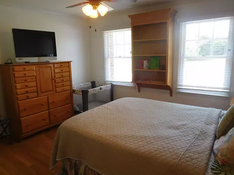 Bedroom - 106 Hampton Dr, Gaffney, SC 29341 photo 4 of 6