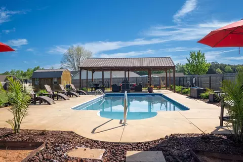 Exterior - 223 Sweetgrass Dr, Chesnee, SC 29323 photo 4 of 18
