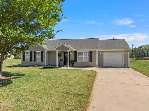 423 James J Newman Blvd, Lyman, SC 29365