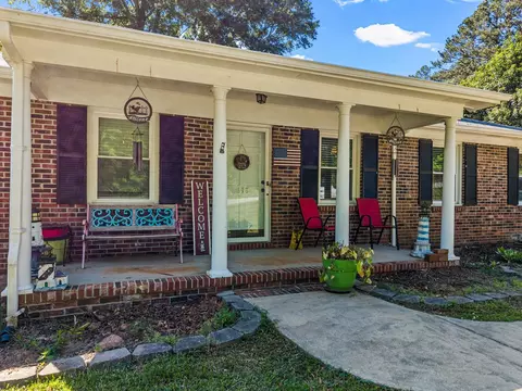 Exterior - 118 Brookside Dr, Union, SC 29379 photo 2 of 11