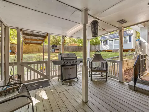 Exterior - 118 Brookside Dr, Union, SC 29379 photo 4 of 11