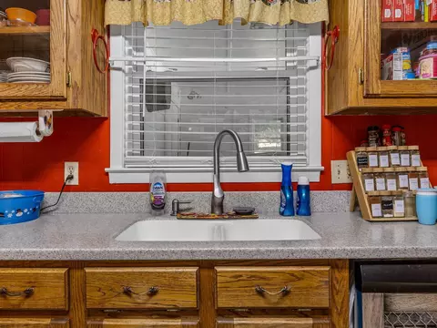 Kitchen - 118 Brookside Dr, Union, SC 29379 photo 4 of 4