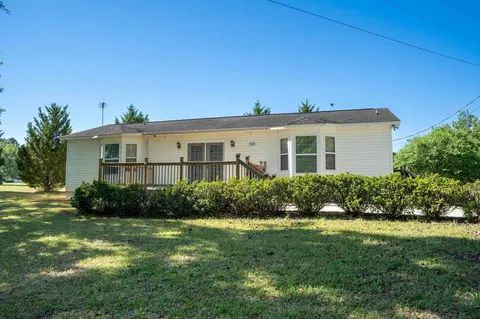 7840 Cross Anchor Rd, Enoree, SC 29335