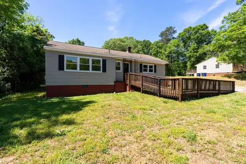 107 Whitener Ave, Spartanburg, SC 29306