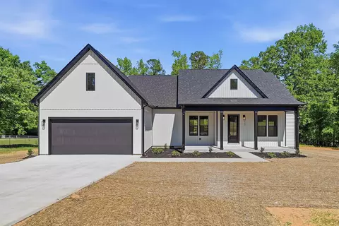 147 Bridwell Rd, Woodruff, SC 29388