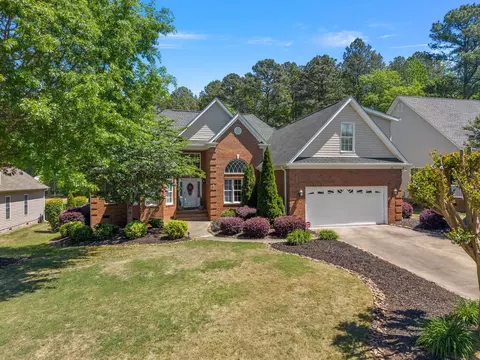 837 E Coosaw Ct, Roebuck, SC 29376