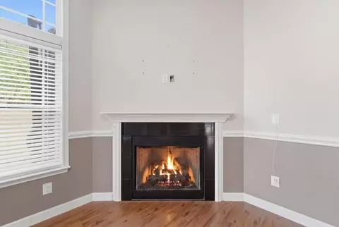 Living - 211 Sunward Path, Inman, SC 29349 photo 2 of 6