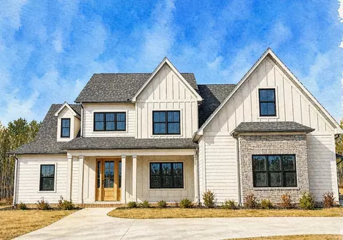 3044 Akins St, Spartanburg, SC 29303
