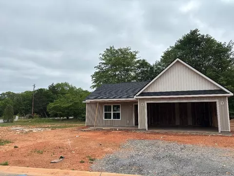 105 Addison Creek Ln, Chesnee, SC 29323