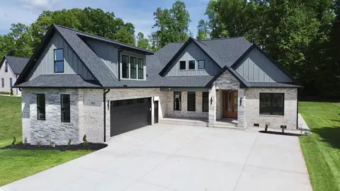 766 E Long Bay Dr, Inman, SC 29349