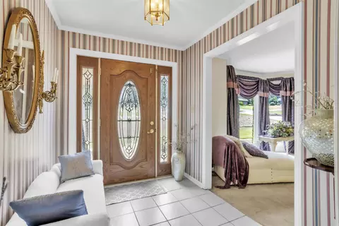 Entry Way - 107 S Pointe Ct, Moore, SC 29369 photo 1 of 3