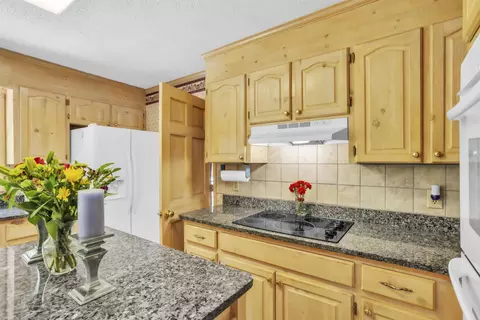 Kitchen - 107 S Pointe Ct, Moore, SC 29369 photo 1 of 3