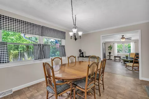 Dining - 213 Nursery Rd, Easley, SC 29640 photo 2 of 2