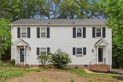111 Village Ct, Greer, SC 29651
