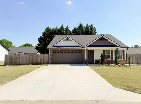 712 Barkwood Ct, Boiling Springs, SC 29316
