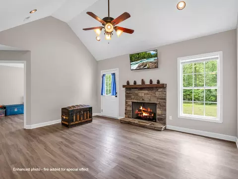 Living - 216 Hillcrest Dr, Gaffney, SC 29340 photo 1 of 3