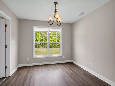Dining - 216 Hillcrest Dr, Gaffney, SC 29340 photo 1 of 1