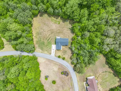 View/Area - 216 Hillcrest Dr, Gaffney, SC 29340 photo 2 of 6