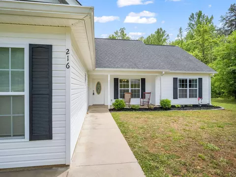 Exterior - 216 Hillcrest Dr, Gaffney, SC 29340 photo 3 of 10