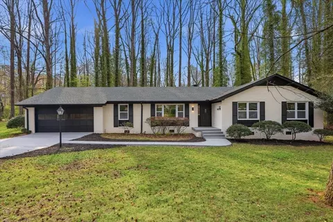 100 Holly Rd, Taylors, SC 29687