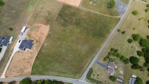 606 Mcswain Rd, Chesnee, SC 29323