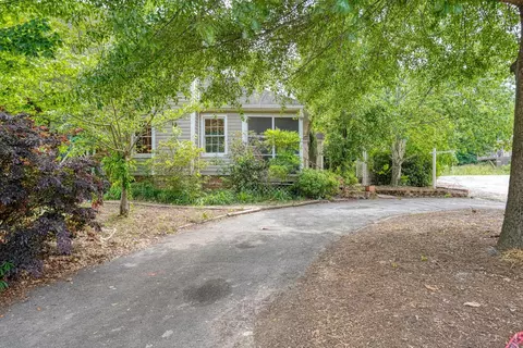 26 Hidden Springs Rd, Spartanburg, SC 29302