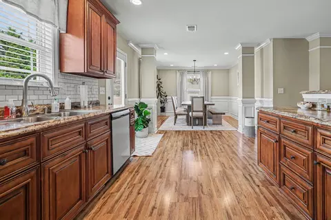 Entry Way - 1580 Settle Rd, Inman, SC 29349 photo 4 of 5