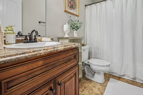 Bath - 1580 Settle Rd, Inman, SC 29349 photo 2 of 2
