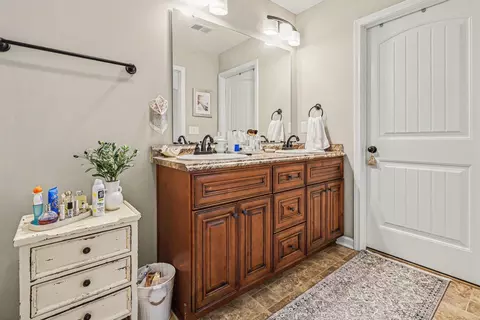 Entry Way - 1580 Settle Rd, Inman, SC 29349 photo 5 of 5