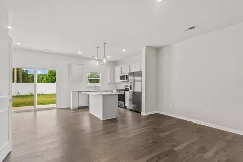 169 Randwick Ln, Greer, SC 29651 photo 2