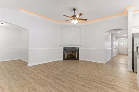 Living - 402 Bud Farmer Pl, Inman, SC 29349 photo 2 of 4