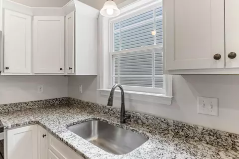 Kitchen - 402 Bud Farmer Pl, Inman, SC 29349 photo 3 of 5